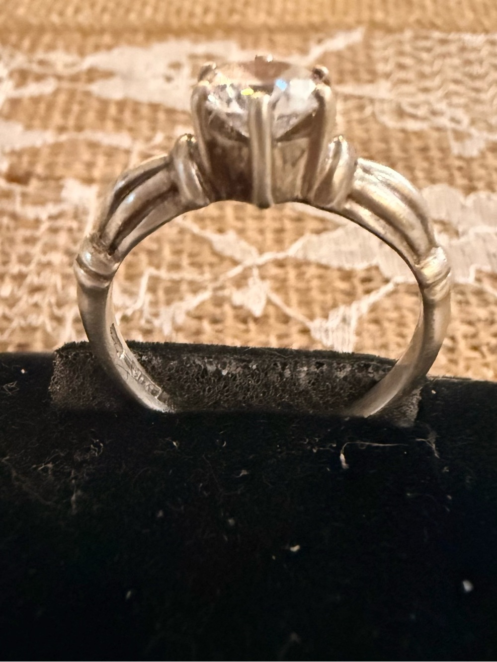 VTG  Classic Silver Round CZ Solitaire Ring with Clear Stone size 8